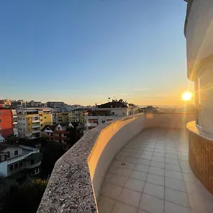  Alloggio in famiglia - Private Albania